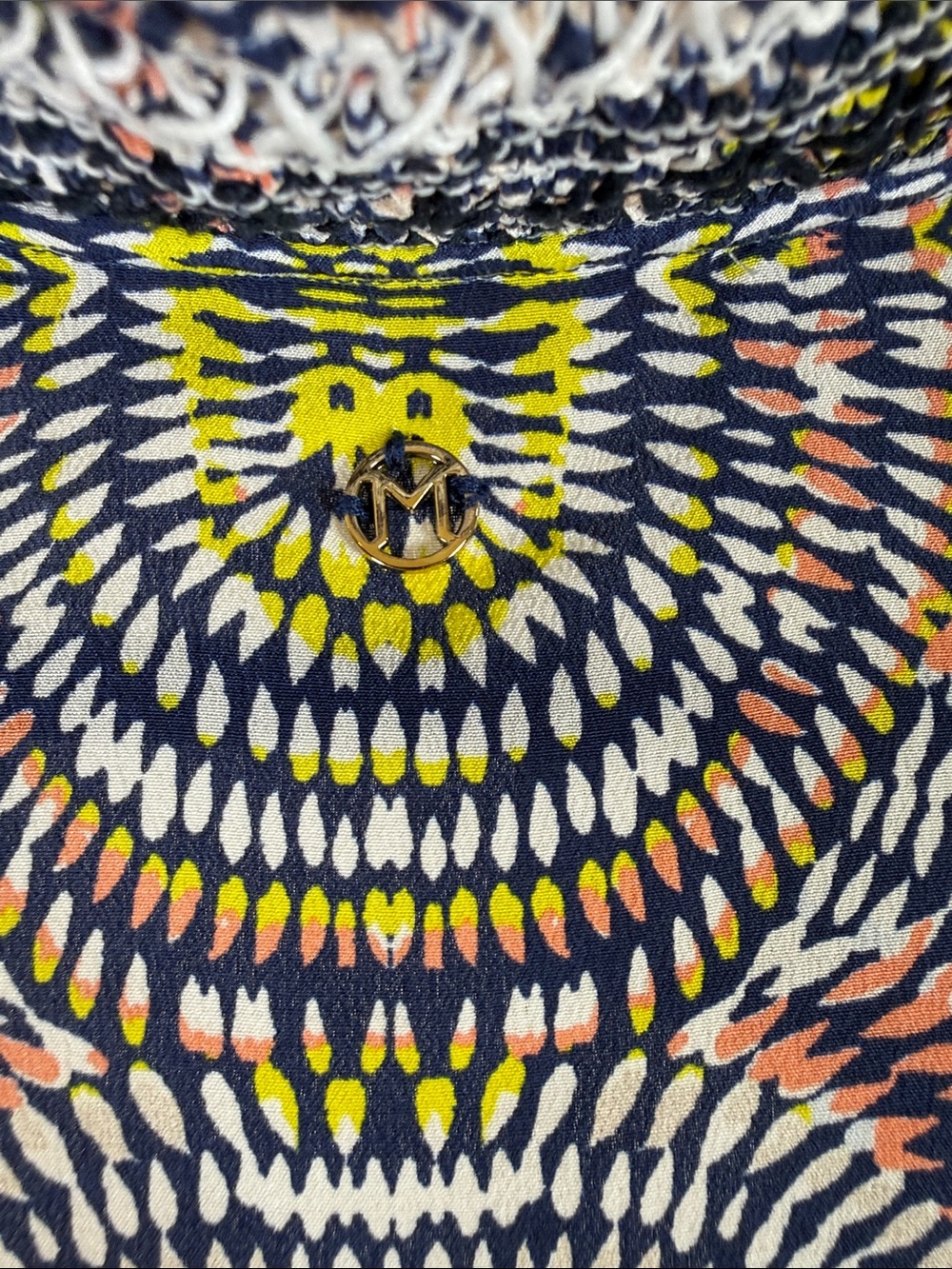 Marie Oliver Emilie Silk Blouse Mock Neck Smocked Abstract Kaleidoscope Size L - Picture 10 of 12